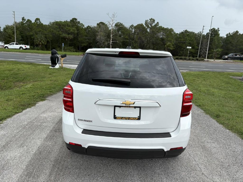 2017 Chevrolet Equinox Image 5