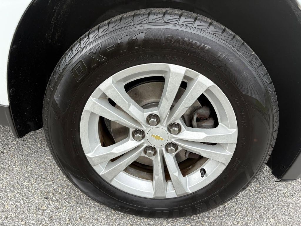 2017 Chevrolet Equinox Image 10