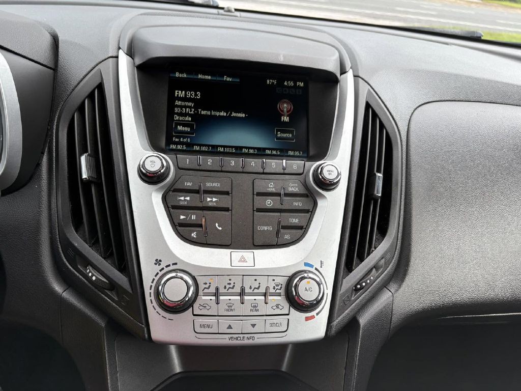2017 Chevrolet Equinox Image 19