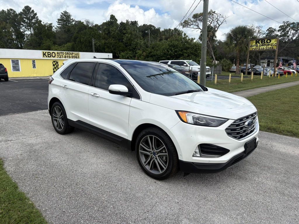 2020 Ford Edge Image 2