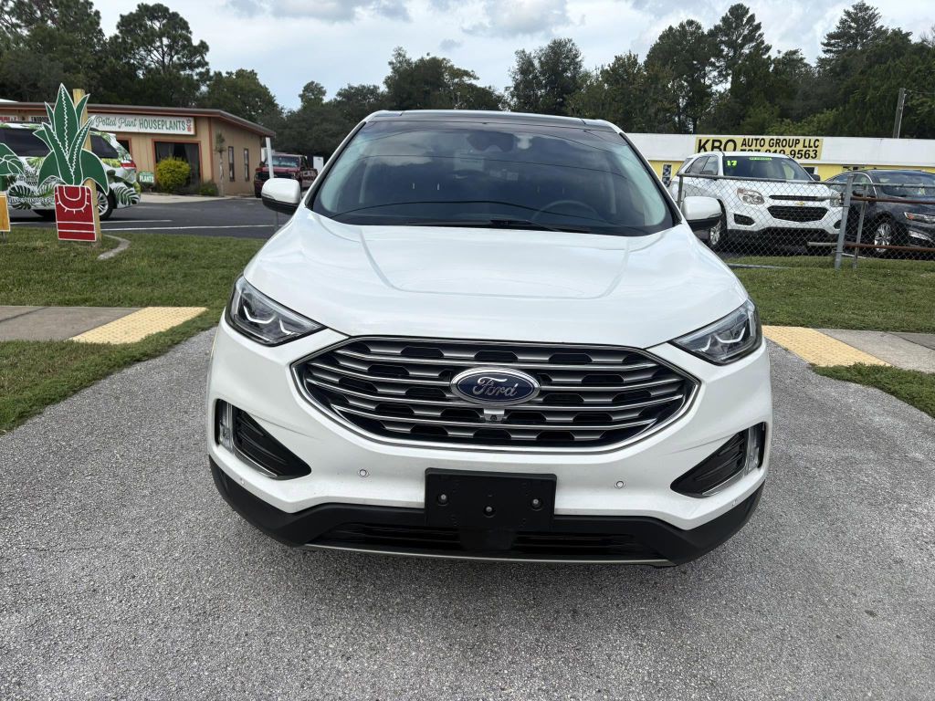 2020 Ford Edge Image 9