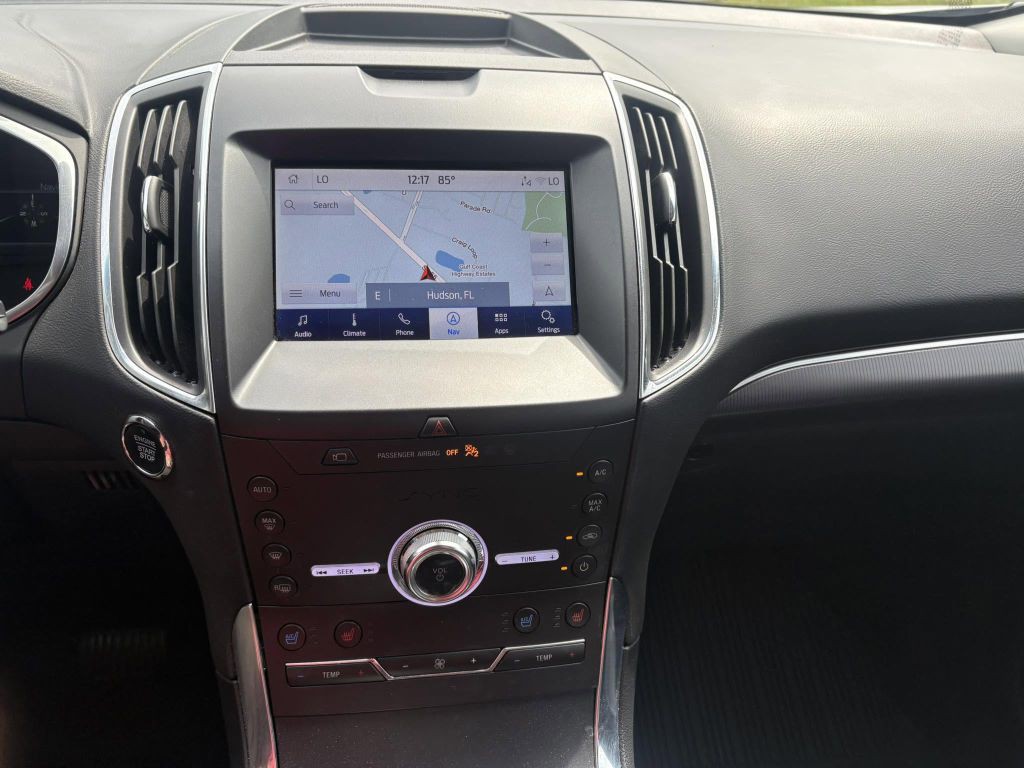 2020 Ford Edge Image 19