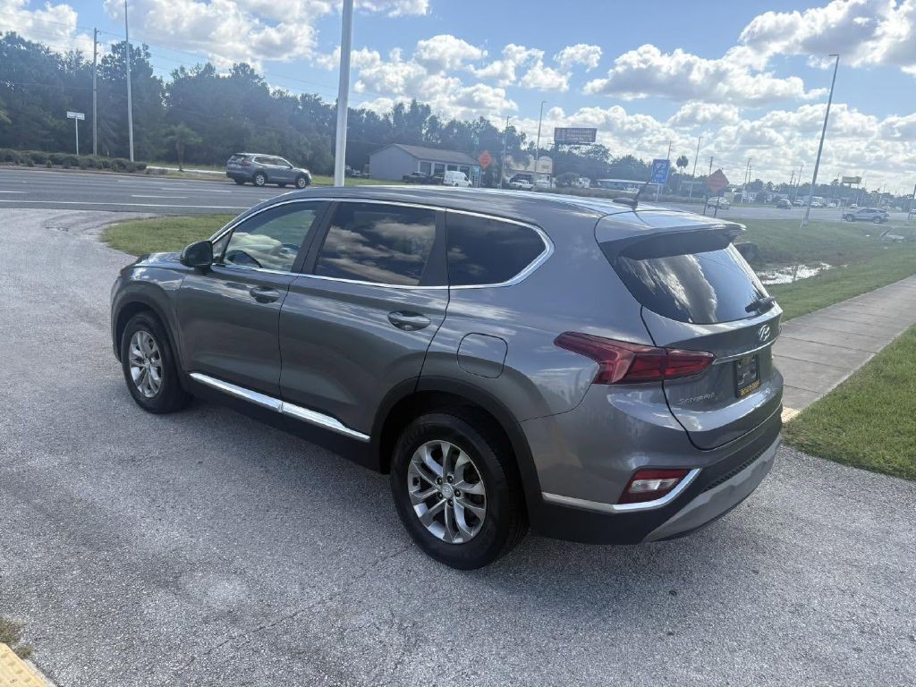 2019 Hyundai Santa Fe Image 6