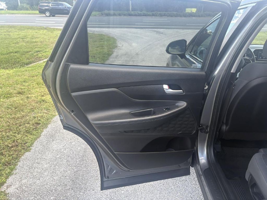 2019 Hyundai Santa Fe Image 14