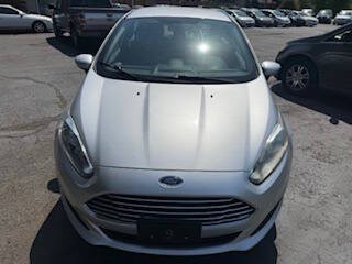 2017 Ford Fiesta Image 2