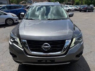 2017 Nissan Pathfinder Image 2