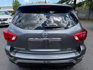 2017 Nissan Pathfinder Image 4