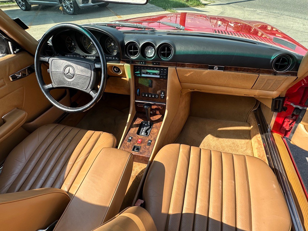 1987 Mercedes-Benz 560-Class Image 11