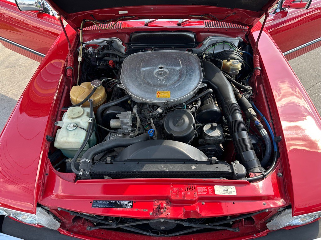 1987 Mercedes-Benz 560-Class Image 15