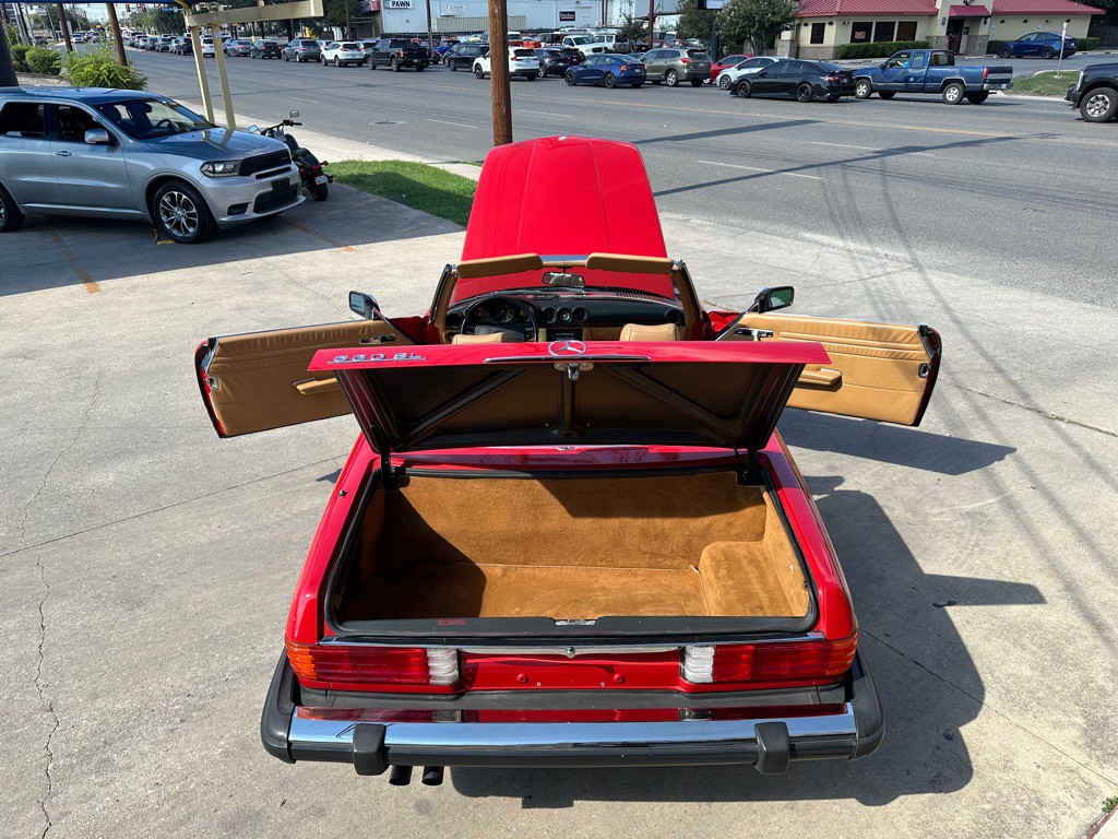 1987 Mercedes-Benz 560-Class Image 17