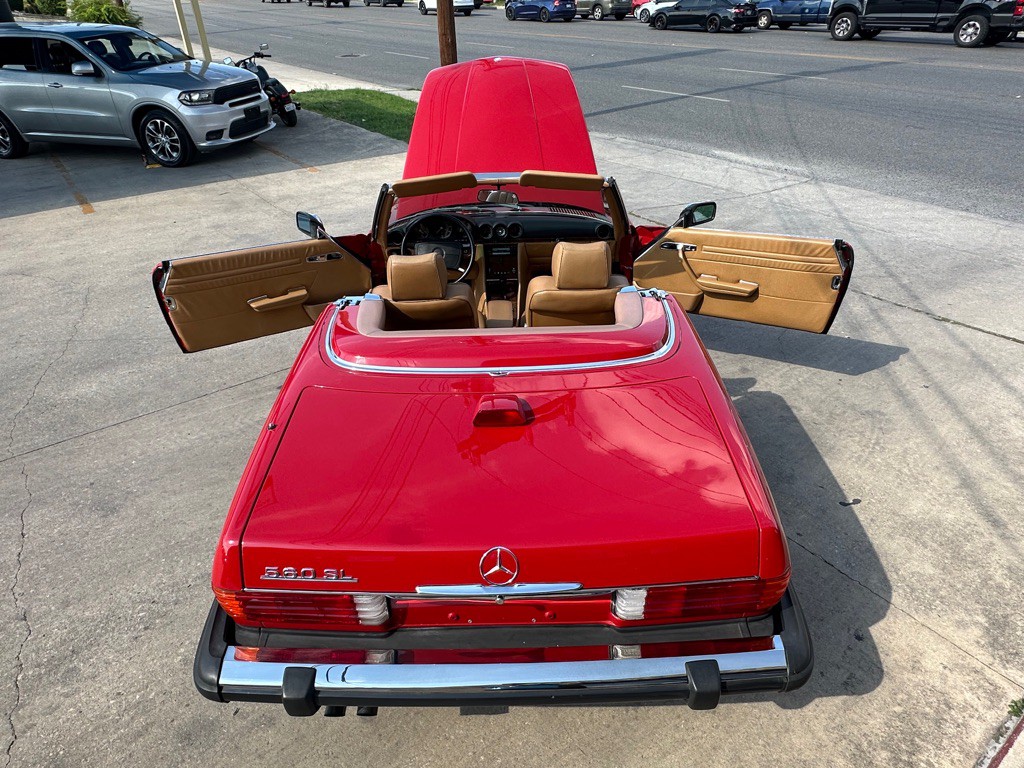 1987 Mercedes-Benz 560-Class Image 18