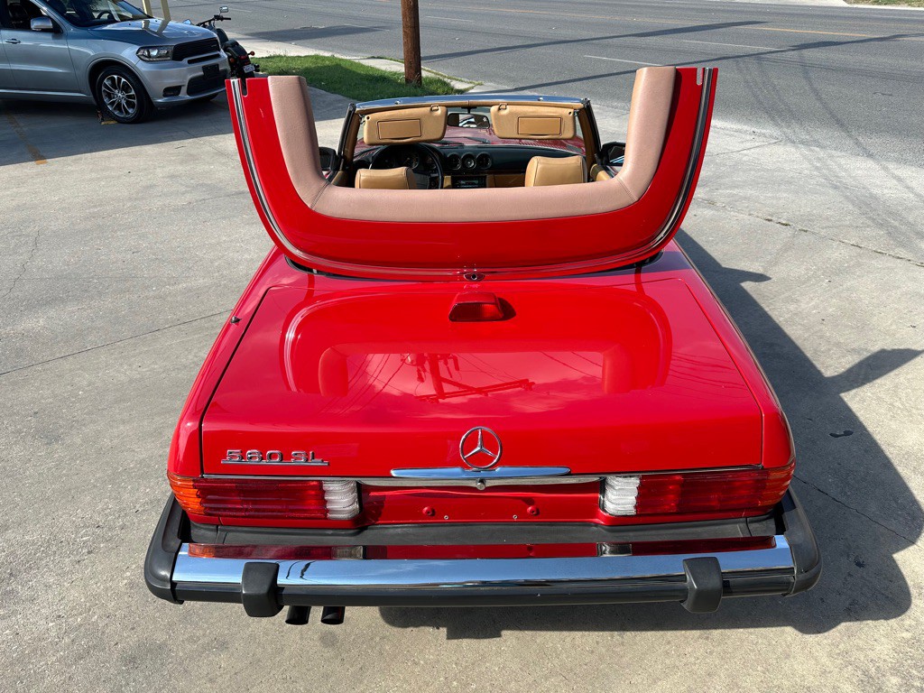 1987 Mercedes-Benz 560-Class Image 33