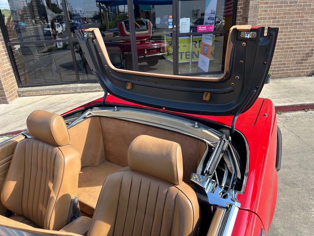 1987 Mercedes-Benz 560-Class Image 34