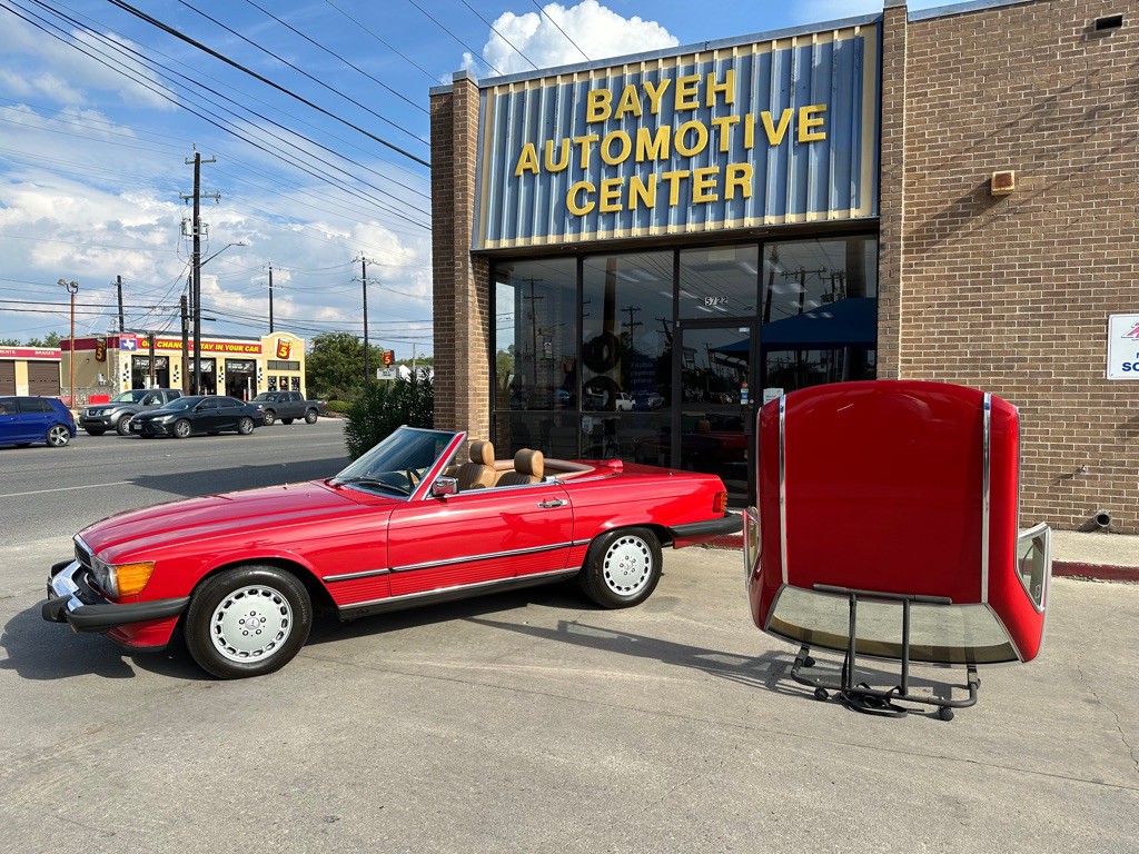 1987 Mercedes-Benz 560-Class Image 35