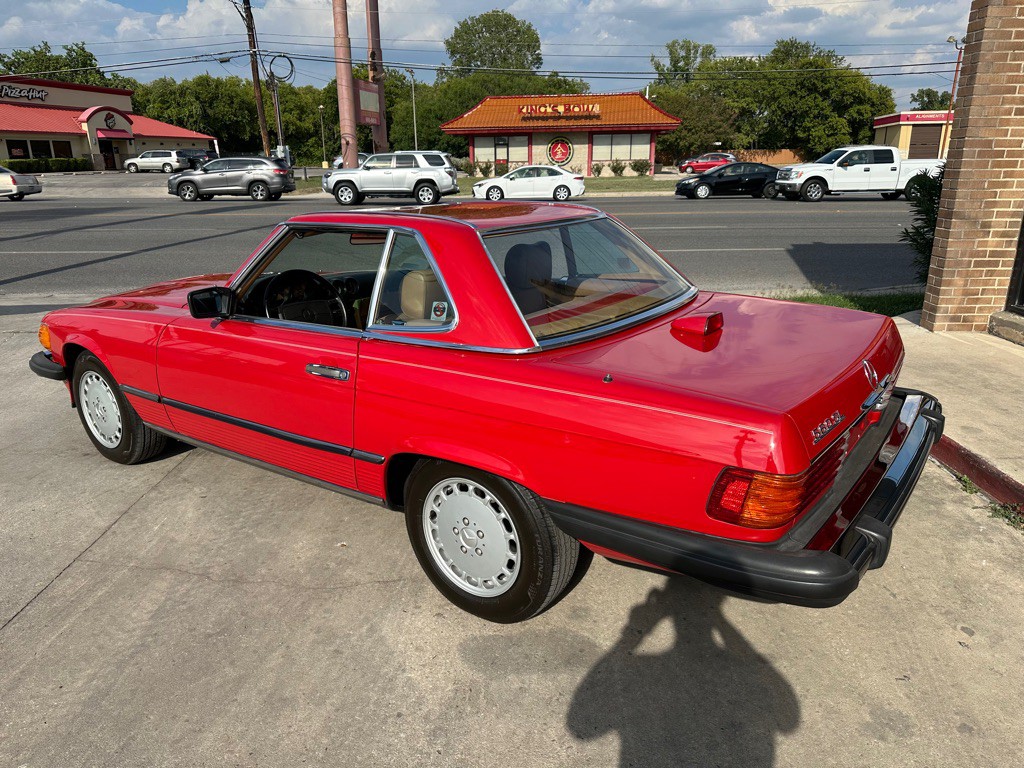 1987 Mercedes-Benz 560-Class Image 37
