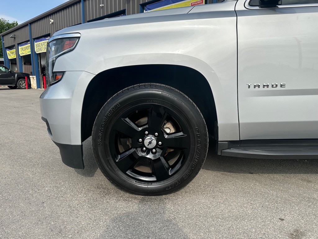 2016 Chevrolet Tahoe Image 7