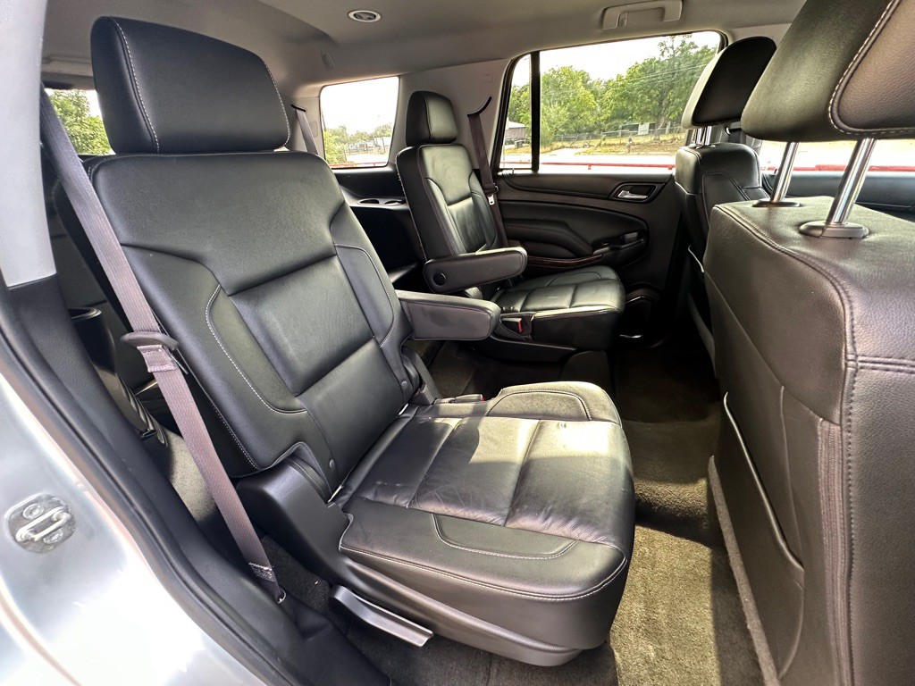 2016 Chevrolet Tahoe Image 12