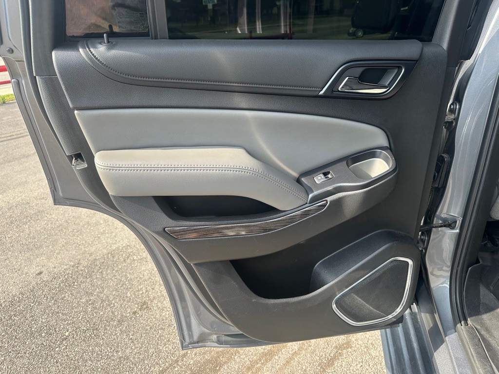 2019 Chevrolet Tahoe Image 8
