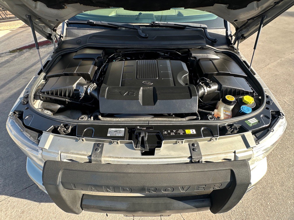 2012 Land Rover LR4 Image 21