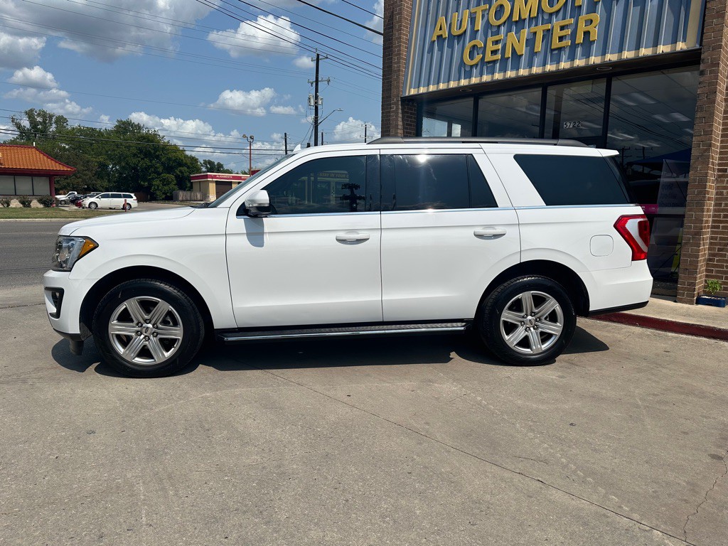 2019 Ford Expedition Image 2