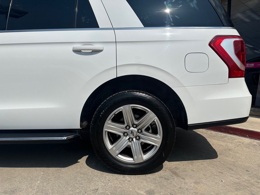 2019 Ford Expedition Image 8