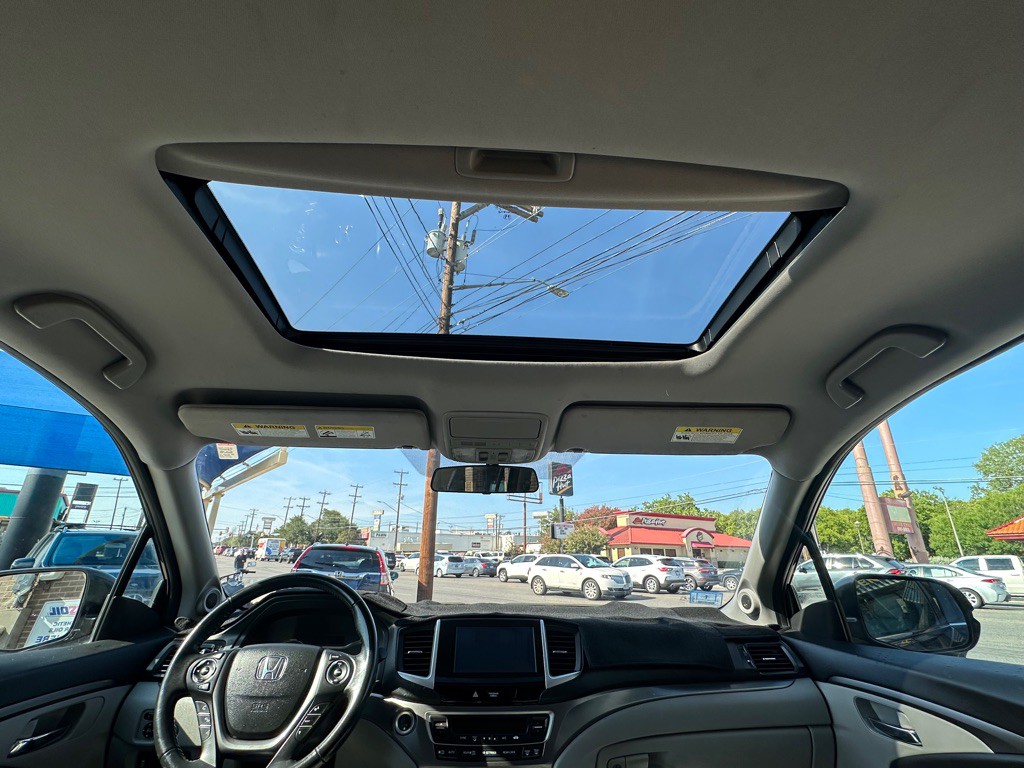 2018 Honda Pilot Image 14