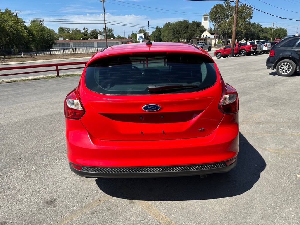 2012 Ford Focus Image 3