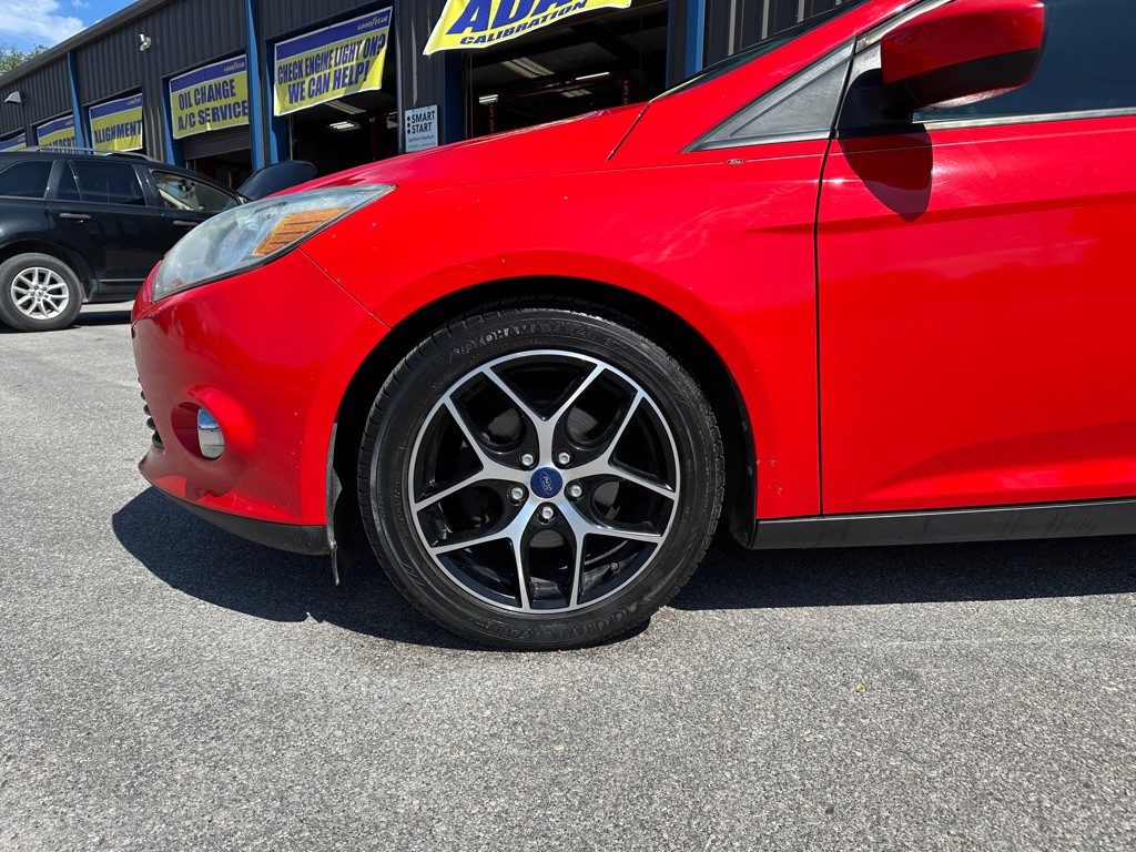 2012 Ford Focus Image 6