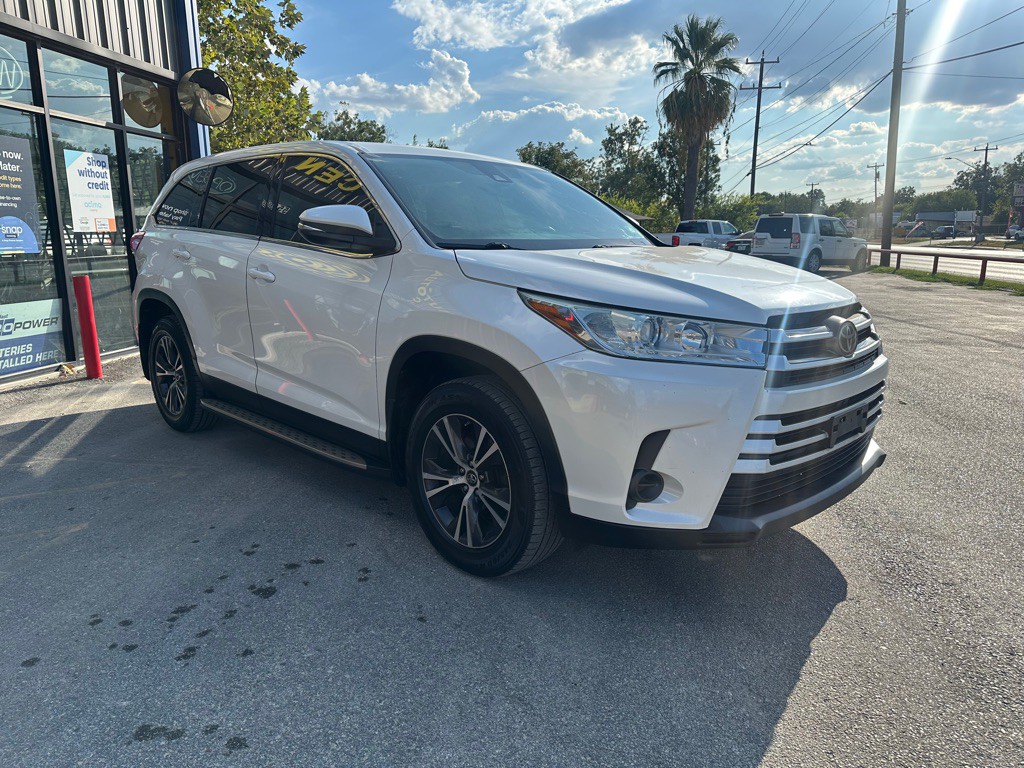 2019 Toyota Highlander Image 4