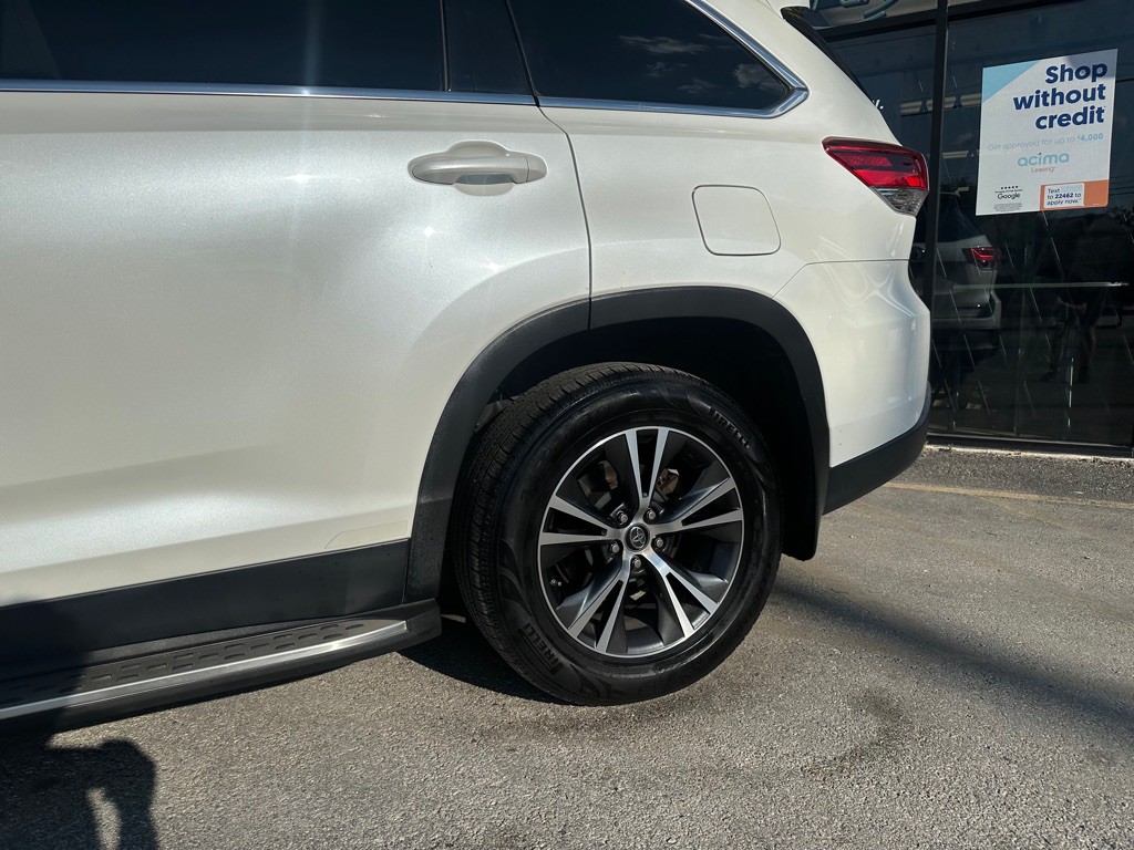 2019 Toyota Highlander Image 7