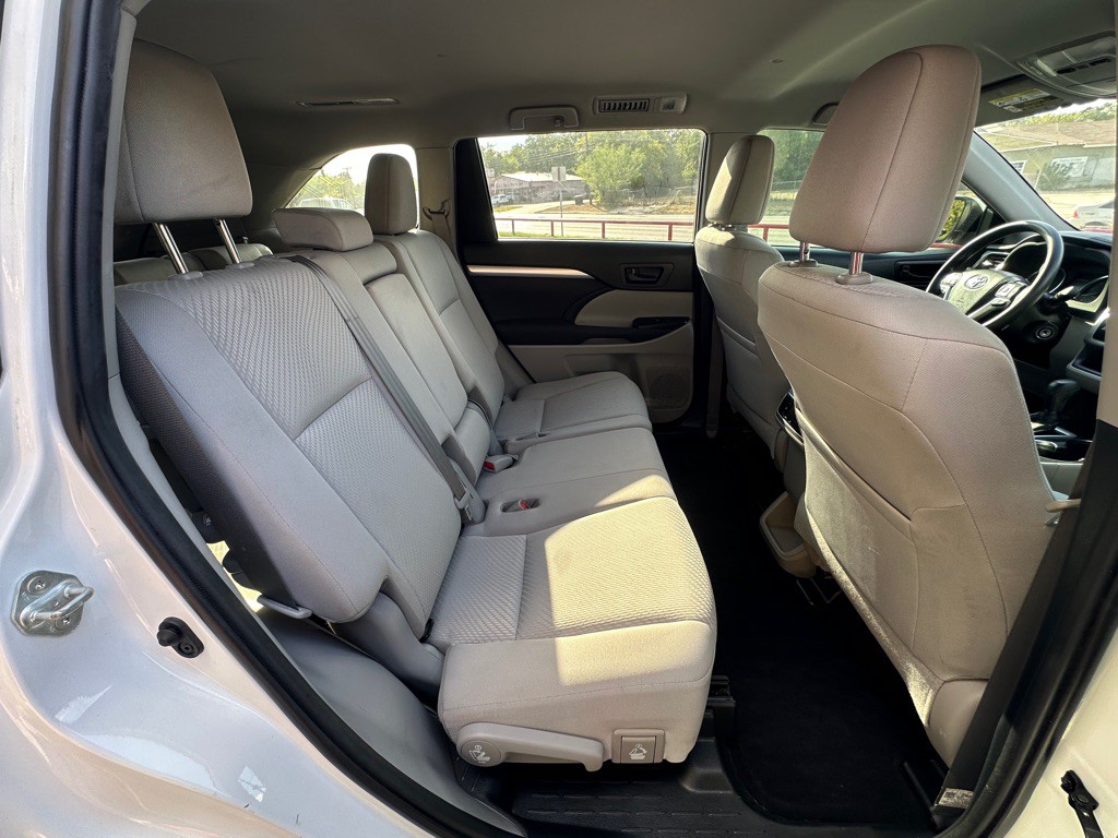 2019 Toyota Highlander Image 13