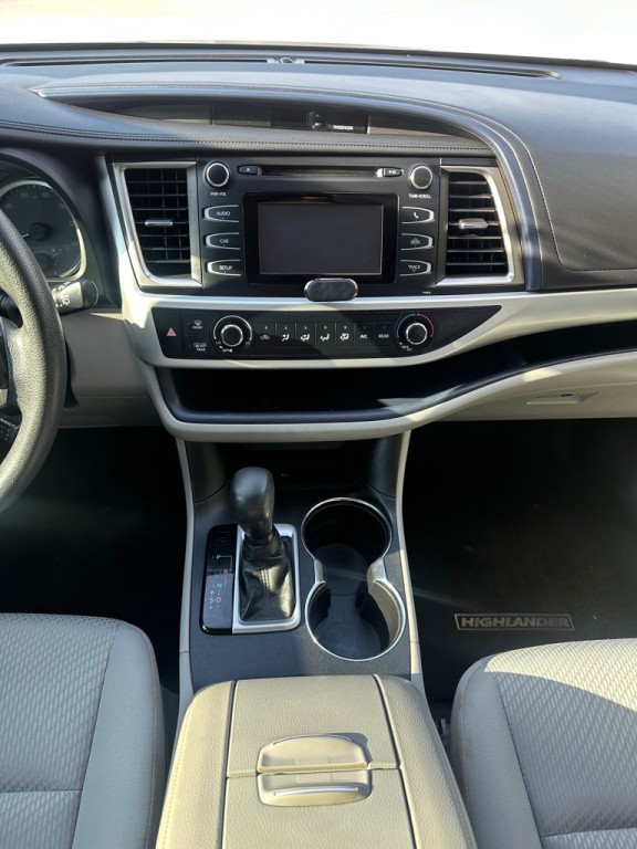 2019 Toyota Highlander Image 16