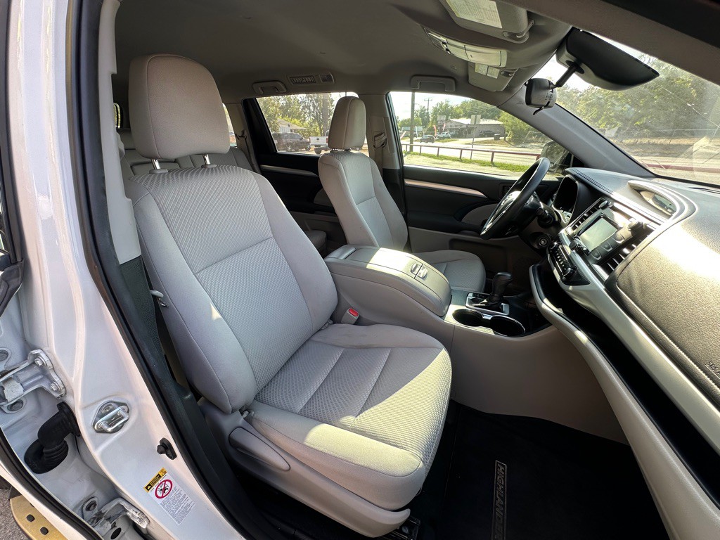 2019 Toyota Highlander Image 18