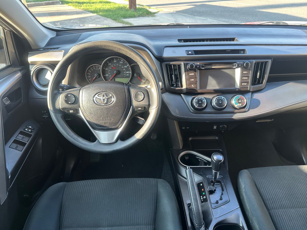 2016 Toyota Rav4 Image 17