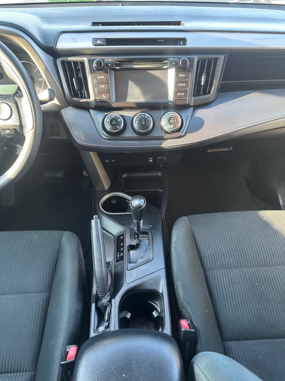 2016 Toyota Rav4 Image 18