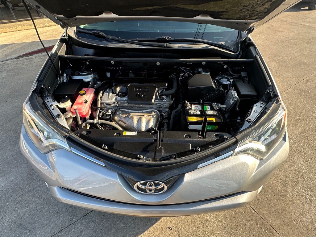 2016 Toyota Rav4 Image 20