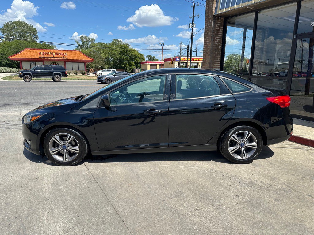 2018 Ford Focus Image 2