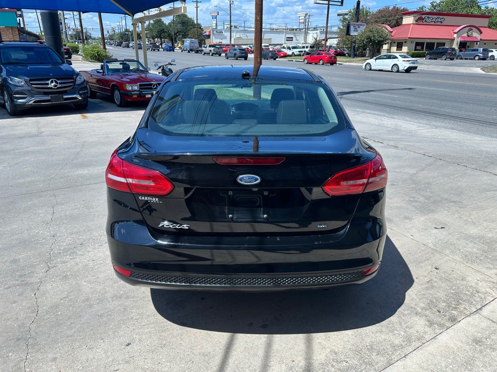 2018 Ford Focus Image 3