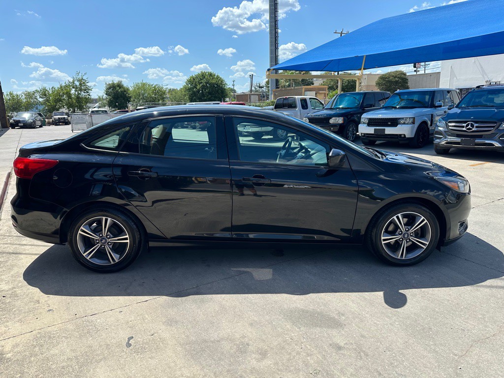 2018 Ford Focus Image 4