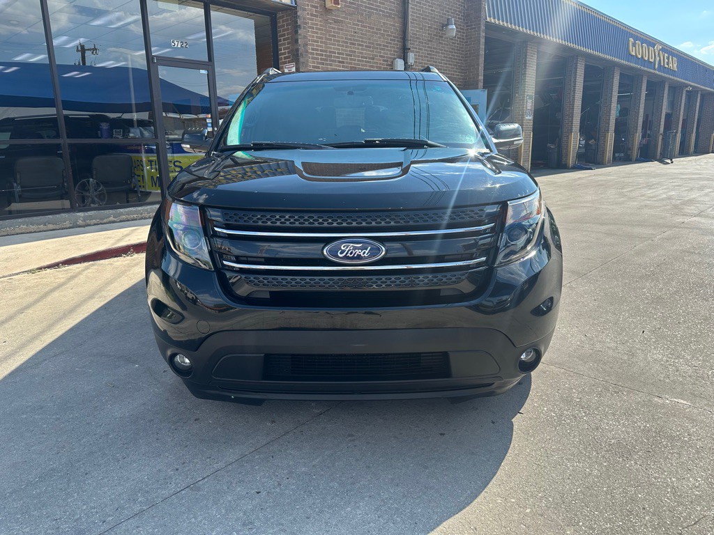 2015 Ford Explorer Image 4