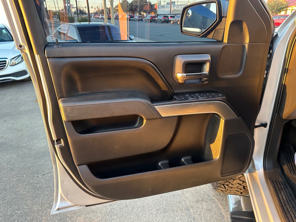2015 Chevrolet Silverado 1500 Image 12