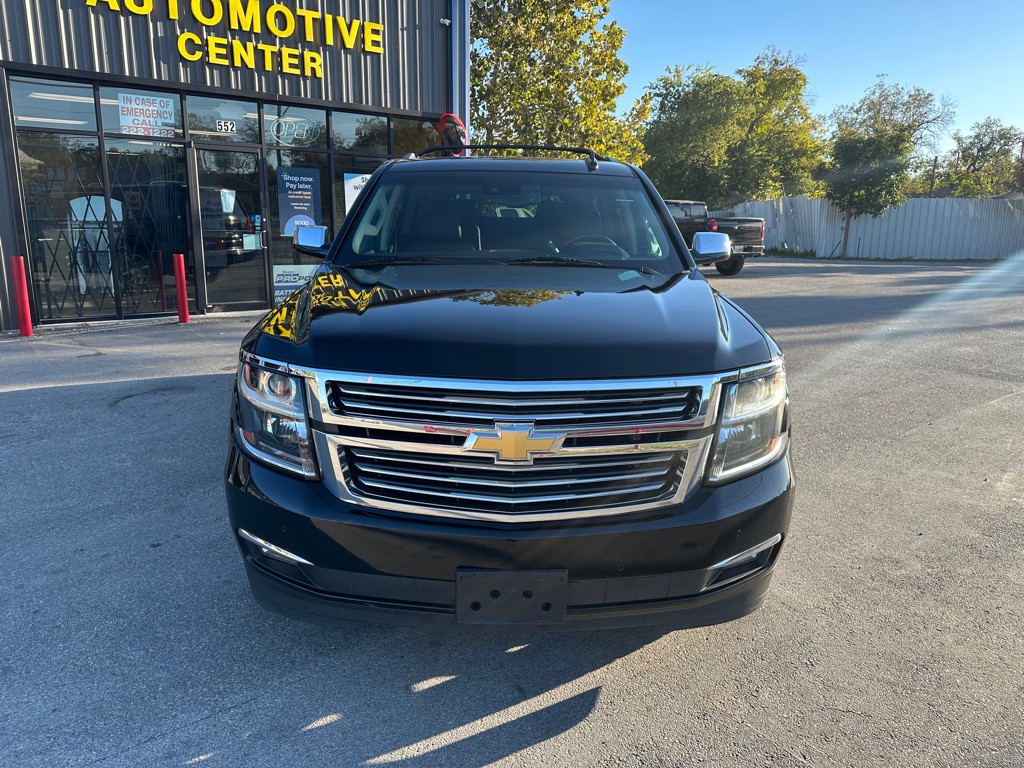 2016 Chevrolet Suburban Image 7