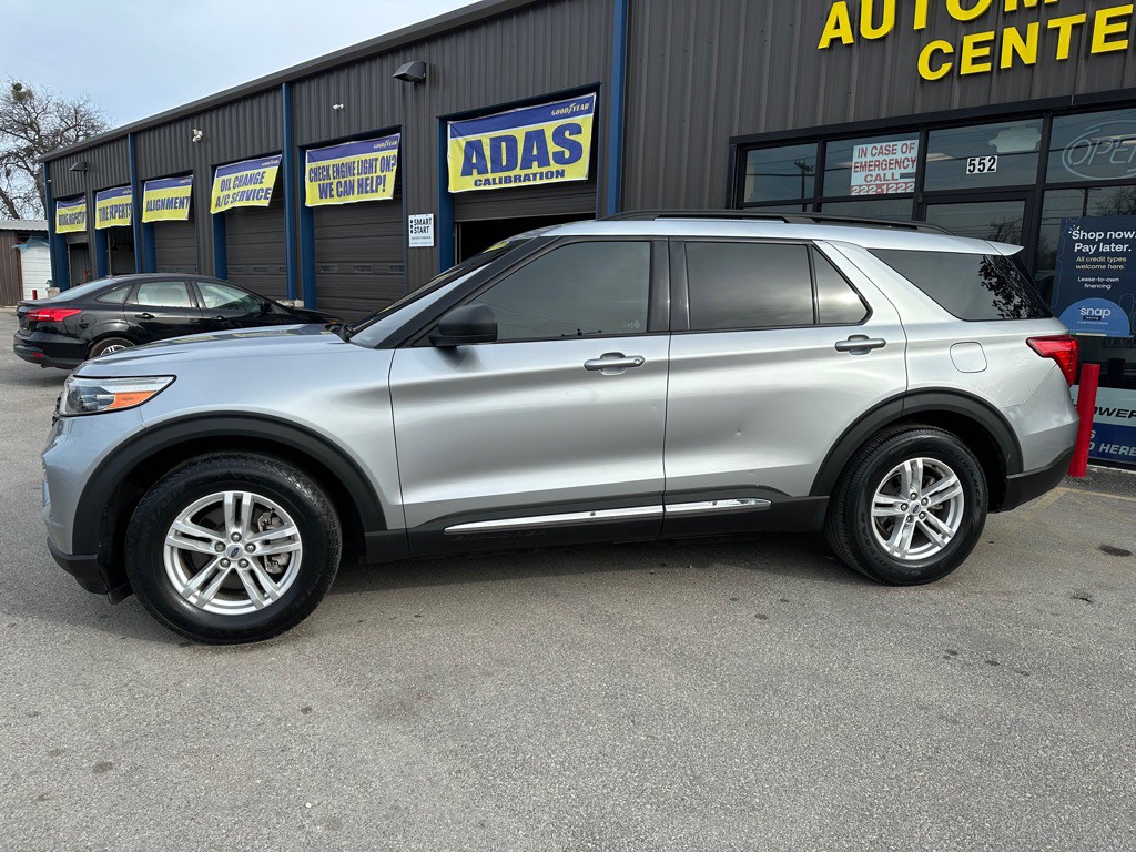 2020 Ford Explorer Image 3