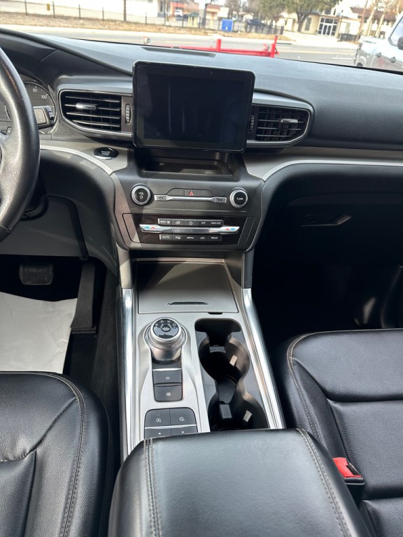 2020 Ford Explorer Image 11