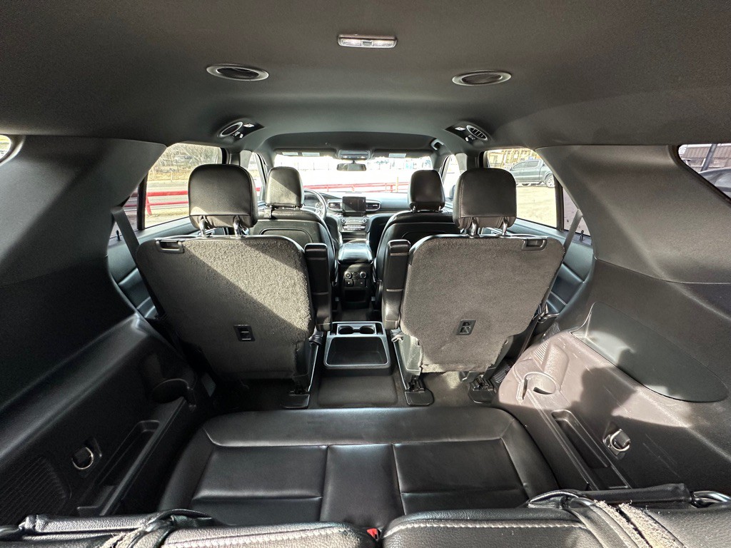 2020 Ford Explorer Image 23