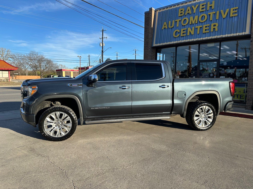 2021 GMC Sierra Image 2