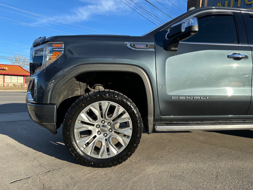 2021 GMC Sierra Image 3