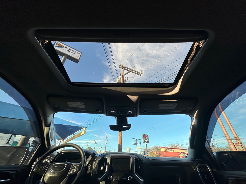 2021 GMC Sierra Image 18