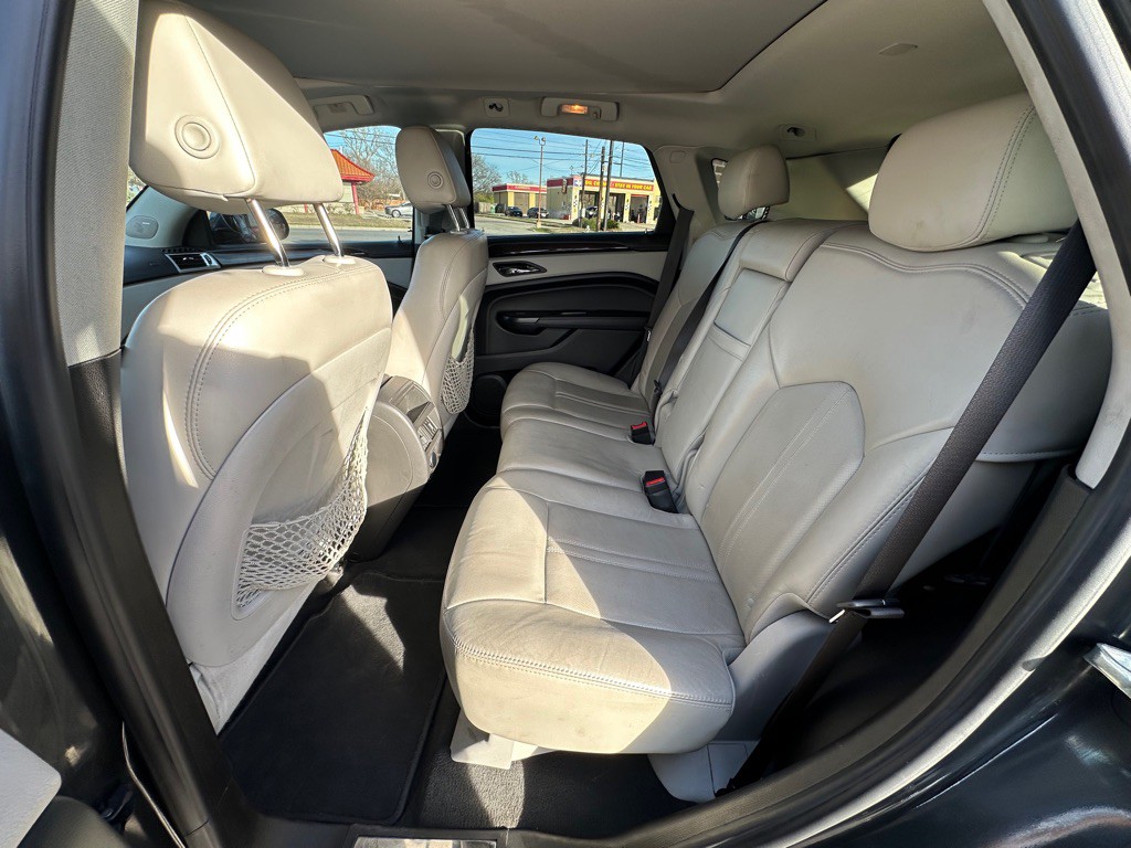 2016 Cadillac SRX Image 12