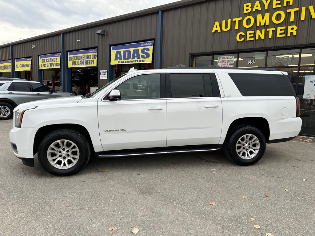 2019 GMC Yukon Image 2